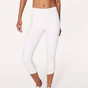 Lululemon Ready Set Go High Rise Crop 21’